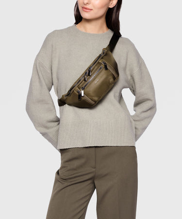 Sling Small Bag Caraa