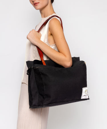 Market Tote Lightly Loved Sample Bag Caraa