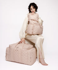 Threads of Love Caraa